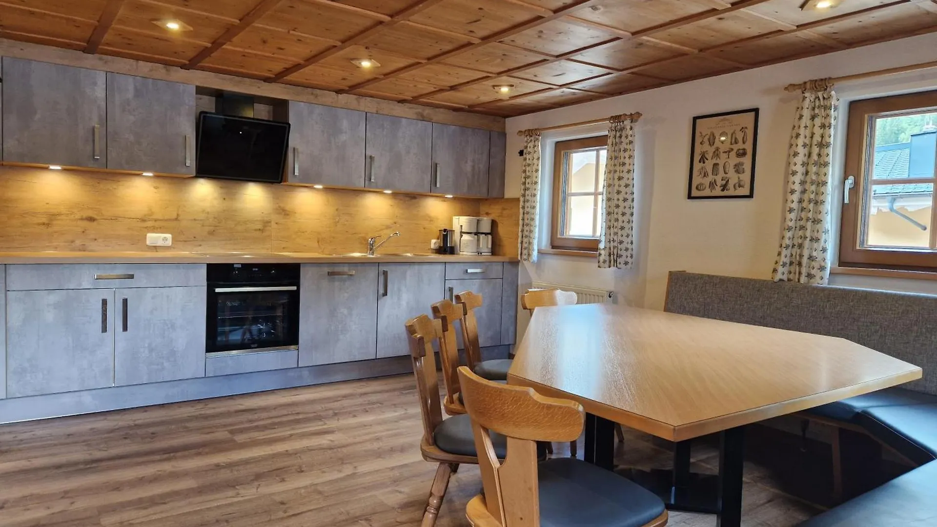 Landhaus Daham Ишгль 0*,  Австрия